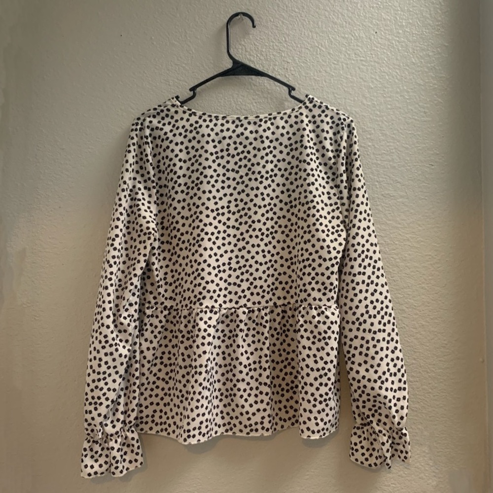 SHEIN Floral Long Sleeve Blouse - Picture 2 of 4